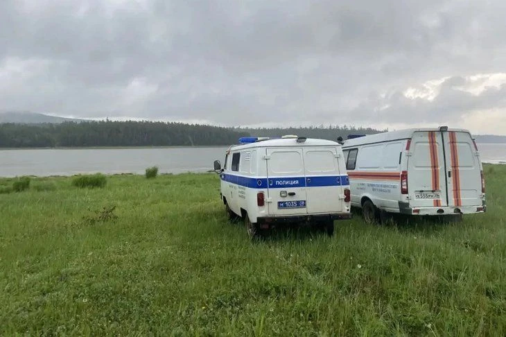 В Братском районе сотрудники полиции, спасатели и добровольцы разыскивают 43-летнего мужчину, пропав