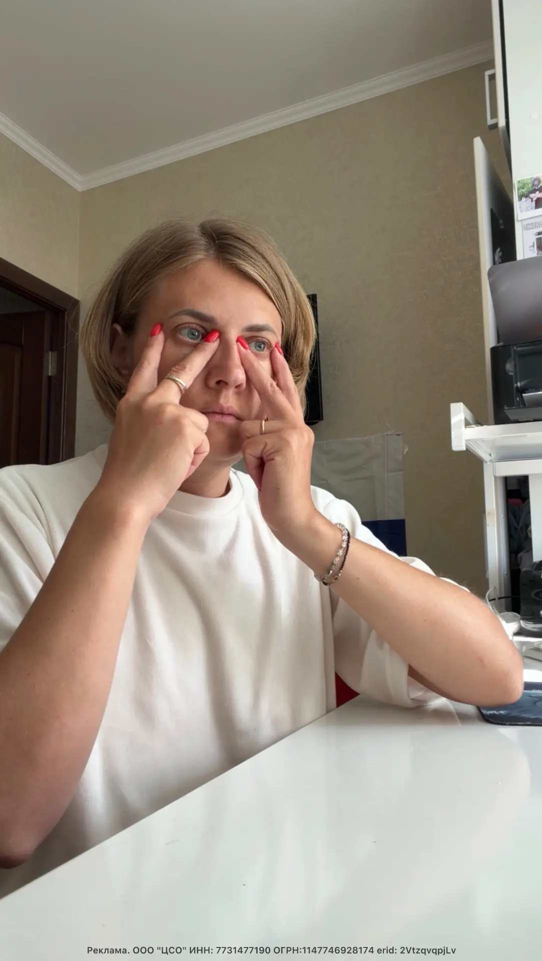Девочки, знаете, что я делаю каждый день обязательно ? 🦸

5-7 минут гимнастики для лица! Да-да, даж