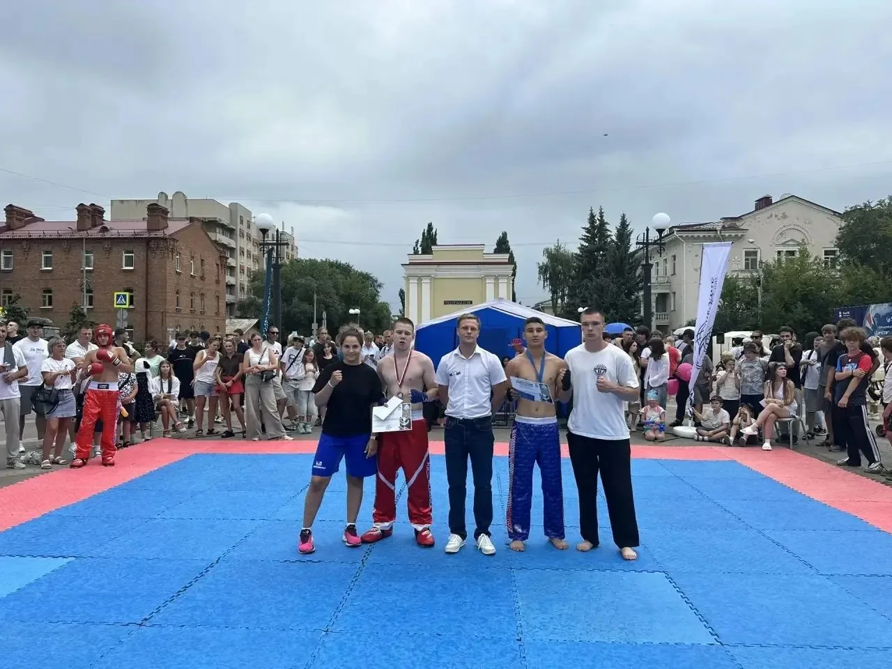 😀 1 августа в честь Дня города состоялись показательные выступления кикбоксеров, котор...