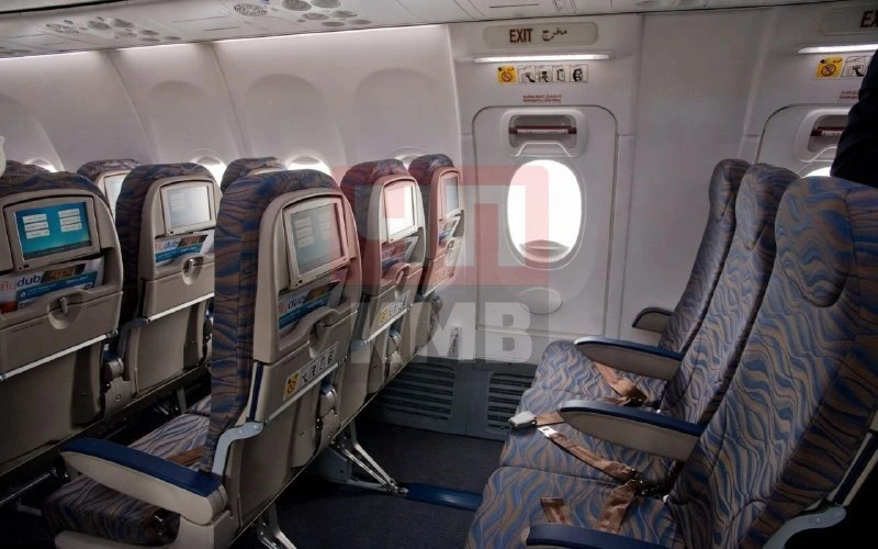 → Пассажирка попыталась открыть дверь самолёта Utair на высоте 11 тысяч метров.
На рейсе Utair из Мо