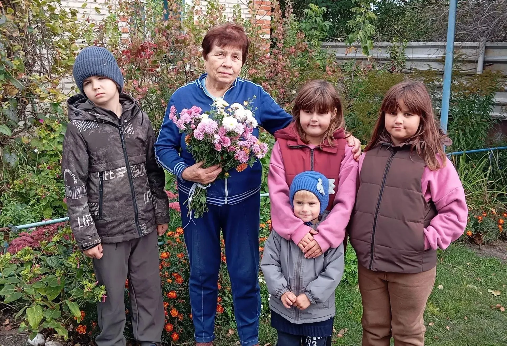 В преддверии Дня учителя ученики 3 класса навестили ветерана педагогического труда Черн...