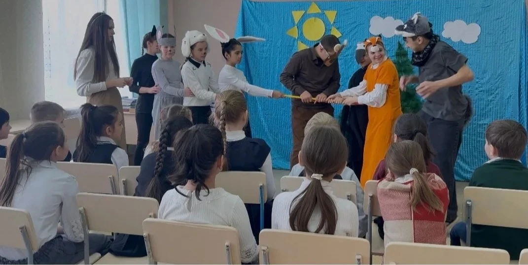 🎭 27 марта, в Международный день театра, для наших младших школьников состоялся настоя...