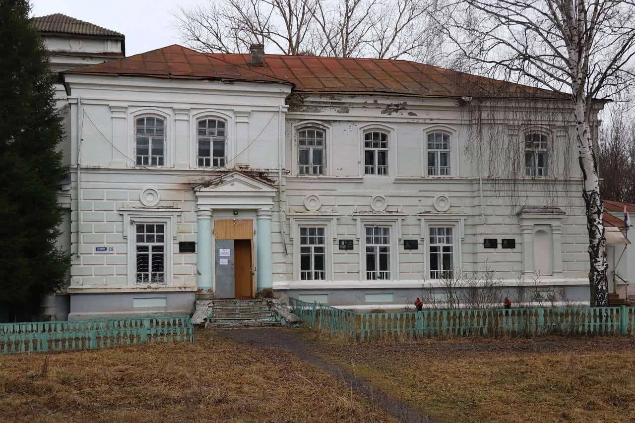 В Мордовии выставили на торги историческую усадьбу Кулунчаковых в селе Стрельниково.