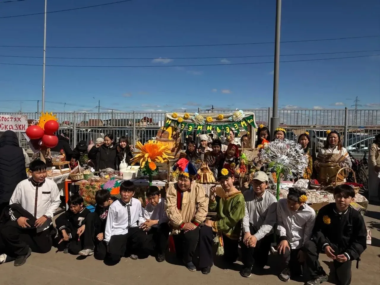 🌸Весенняя ярмарка в школе: заряд бодрости и весеннего настроения! В нашей школе прошла долгожданная 