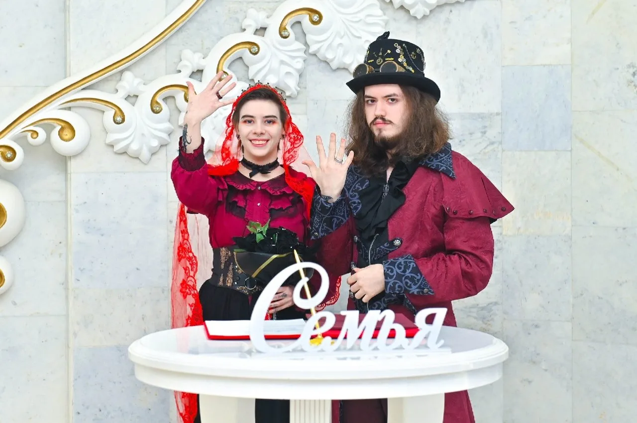 💍 В Нижнекамске свадьбу сыграли в стиле стимпанк