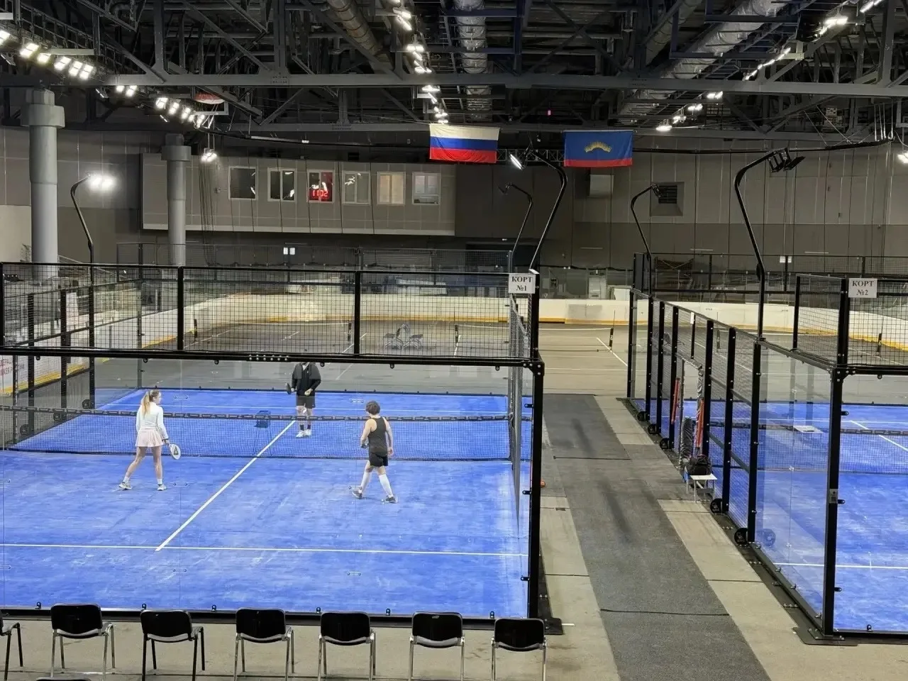 В Ледовом дворце открылись современные падел корты