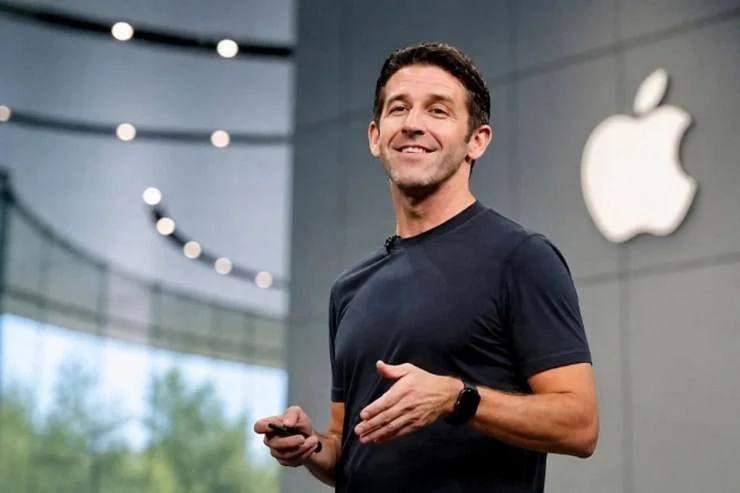 Новый CEO Apple Джон Тернус будет зарабатывать больше Тима Кука.