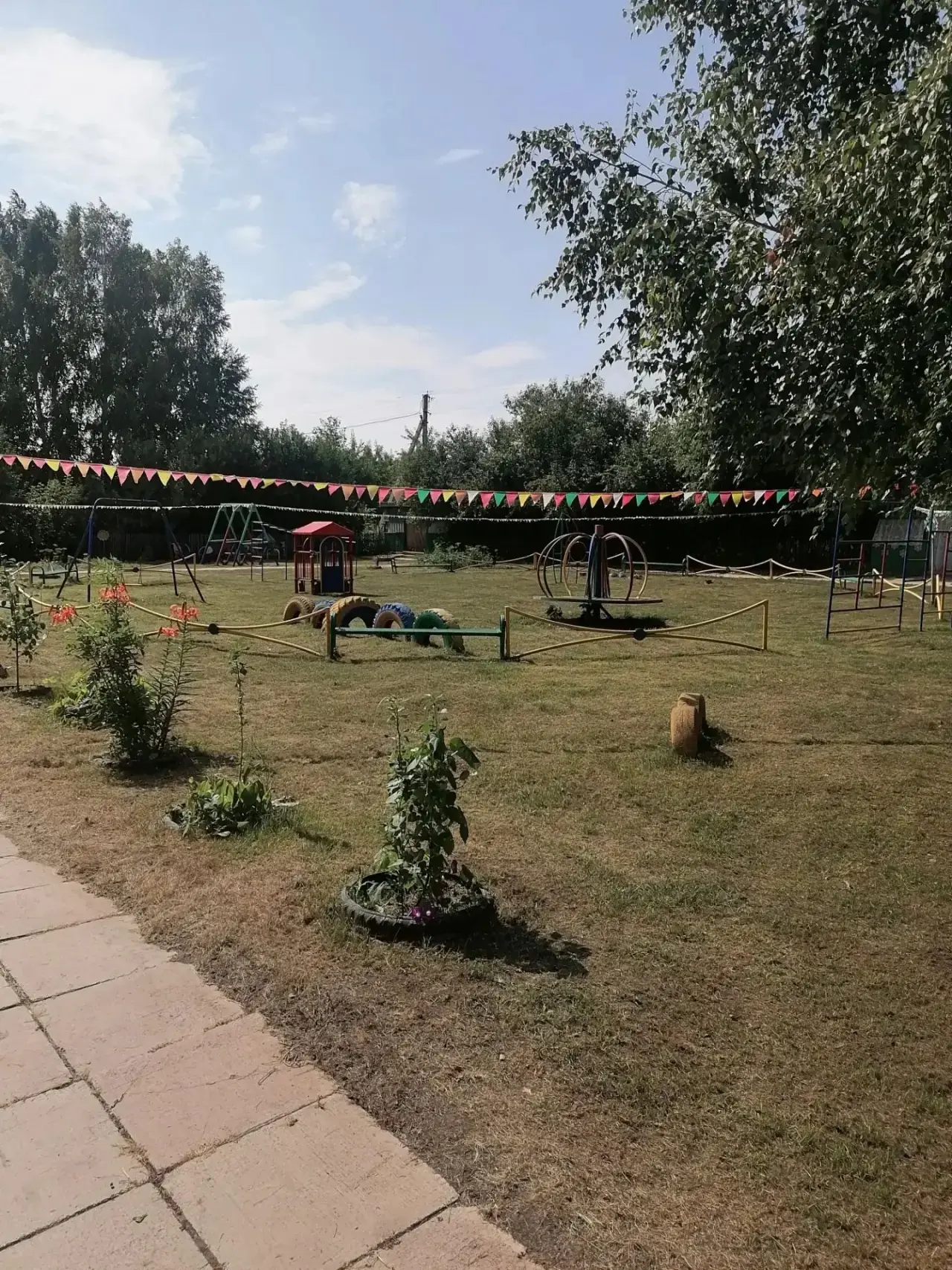 🎒✏️ До 1 сентября осталось чуть больше месяца, а школы и детские сады Карасукского округа уже готов