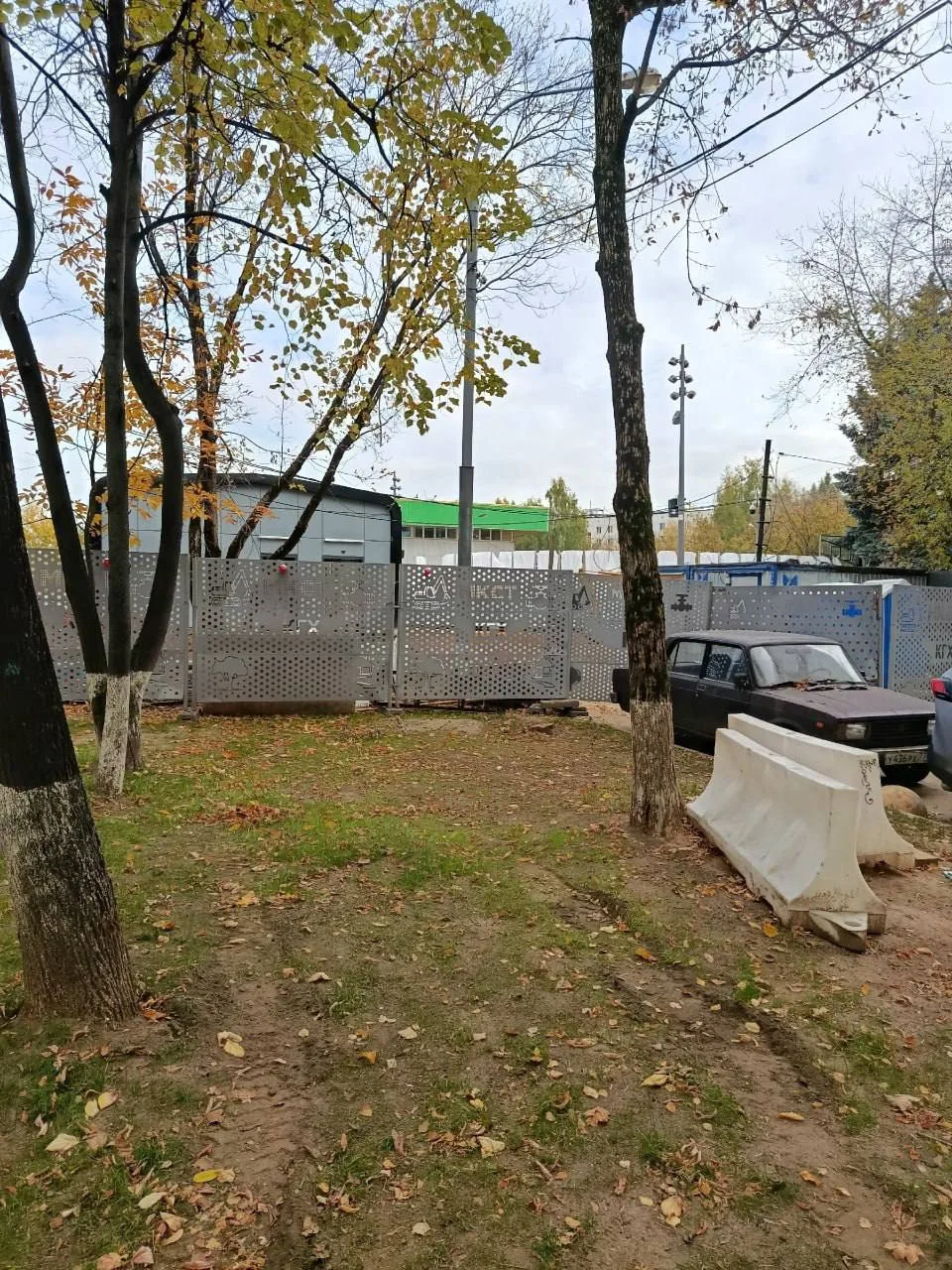 Плюс площадка, на которую можно заглянуть в гости.