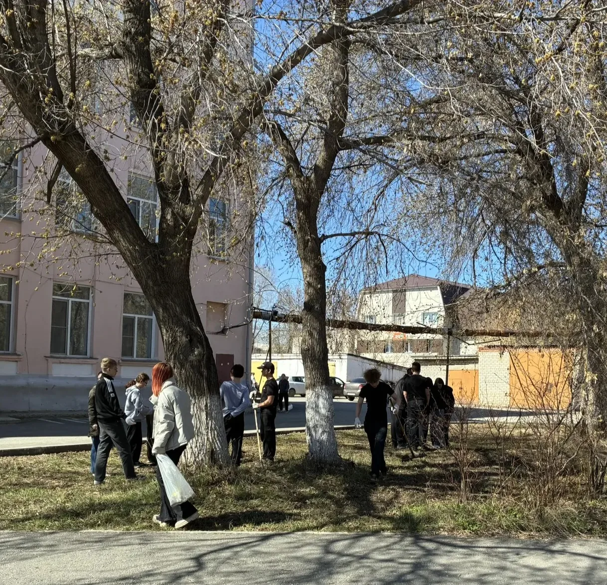 Что такое субботник? Это не обязательно суббота. Главное в субботнике: собраться коллективом, получи