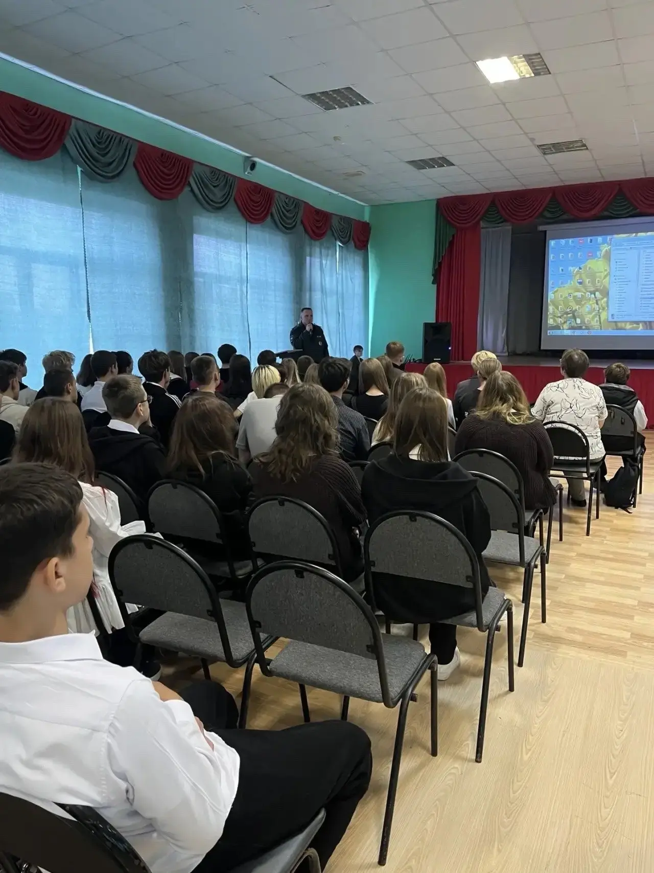 🏢30 сентября 2026 года с учащимися «Гимназии им. А.П. Чехова» г. Зверево было проведен...