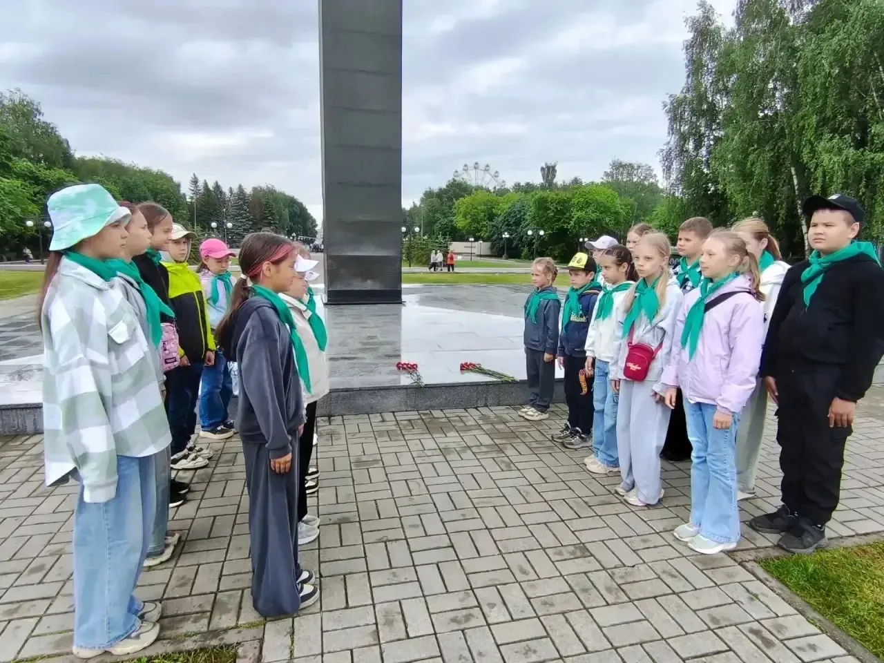 🌞 Прощаемся с летним пришкольным лагерем !🌟
Наши ребята завершили свои летние приключения ярко и у