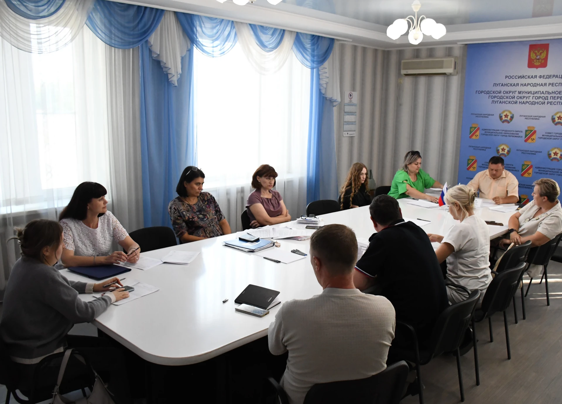 ➡️ Состоялось очередное заседание городской комиссии по делам несовершеннолетних и защи...