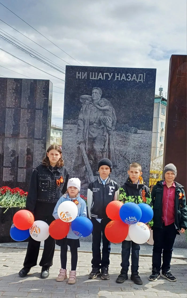 Ученики нашей школы посетили Детский парад Победы в посёлке Чунский.