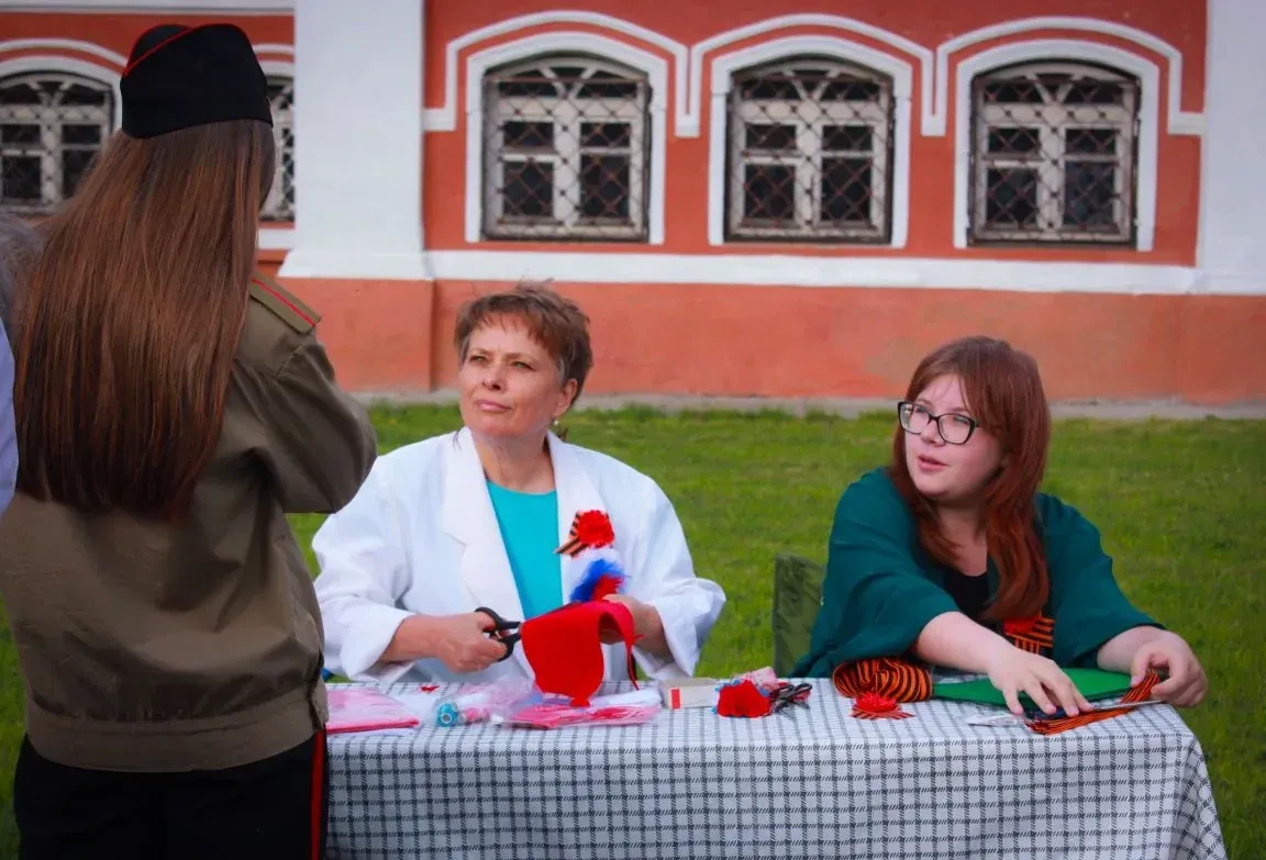🇷🇺🇷🇺🇷🇺Студенты Бийского филиала им. В.М. Шукшина АлтГПУ  приняли участие в сборе средств в поддержку