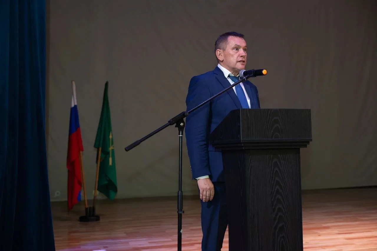 26.08.2026г. в зале МЦНК Майкопского района состоялось   августовское педагогическое со...