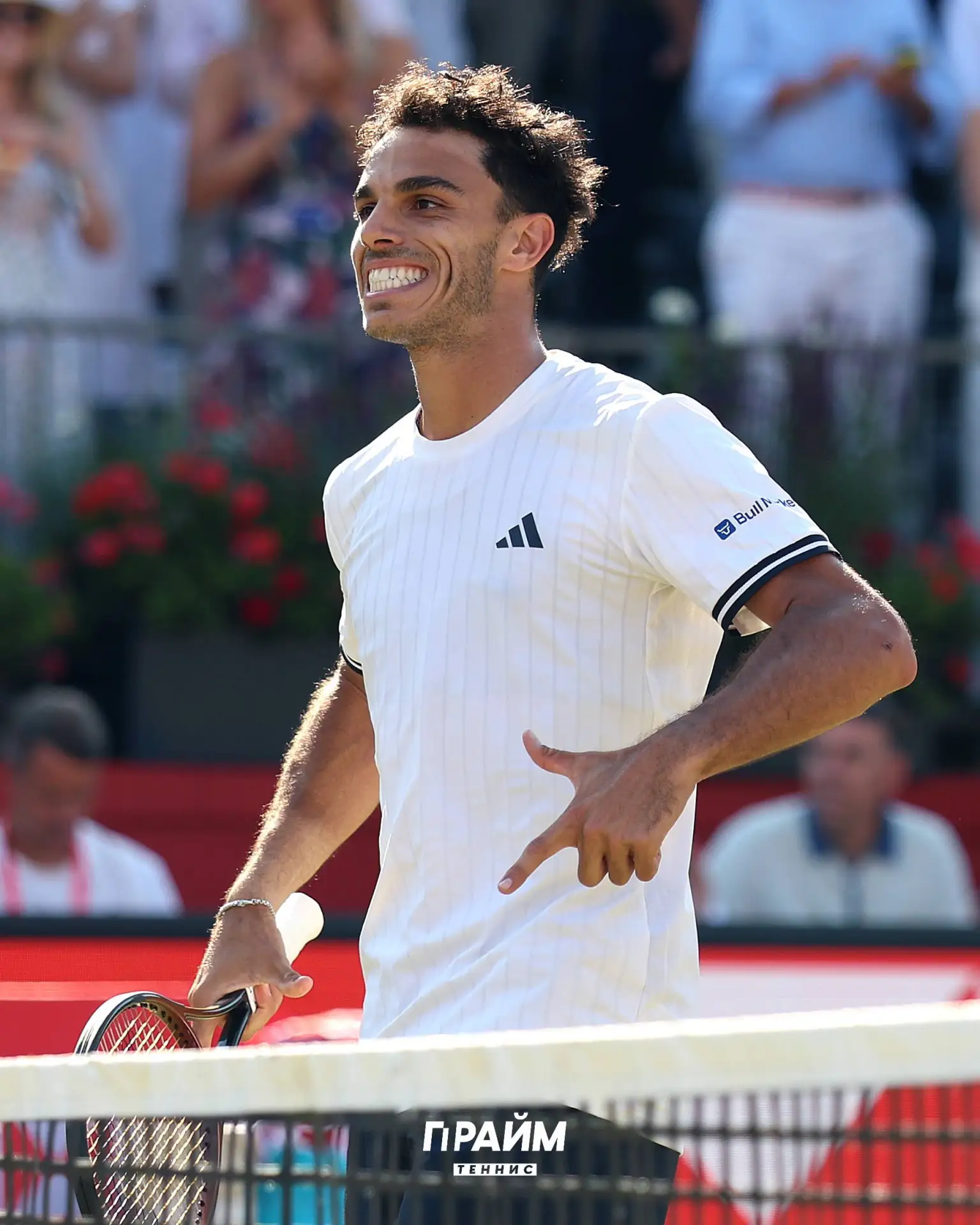 ЧЕМПИОН QUEEN’S — ФРАНСИСКО СЕРУНДОЛО!🏆

В финале аргентинец совершил ещё один камбэк, уступая Томм