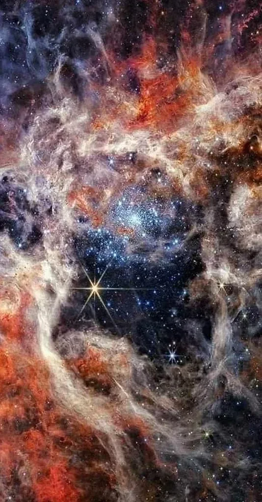 Туманность Тарантул (NGC 2070 / 30 Золотой Рыбы), сфотографированная космическим телеск...