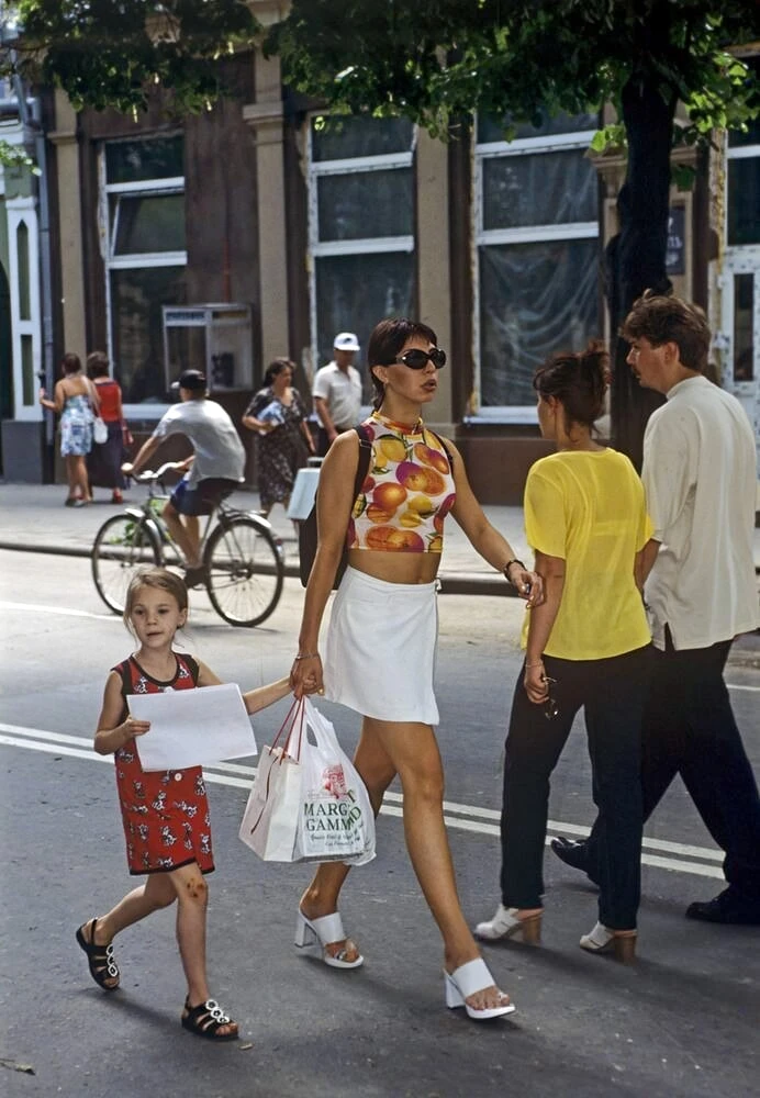 На улице Красной в июле 1997 года.