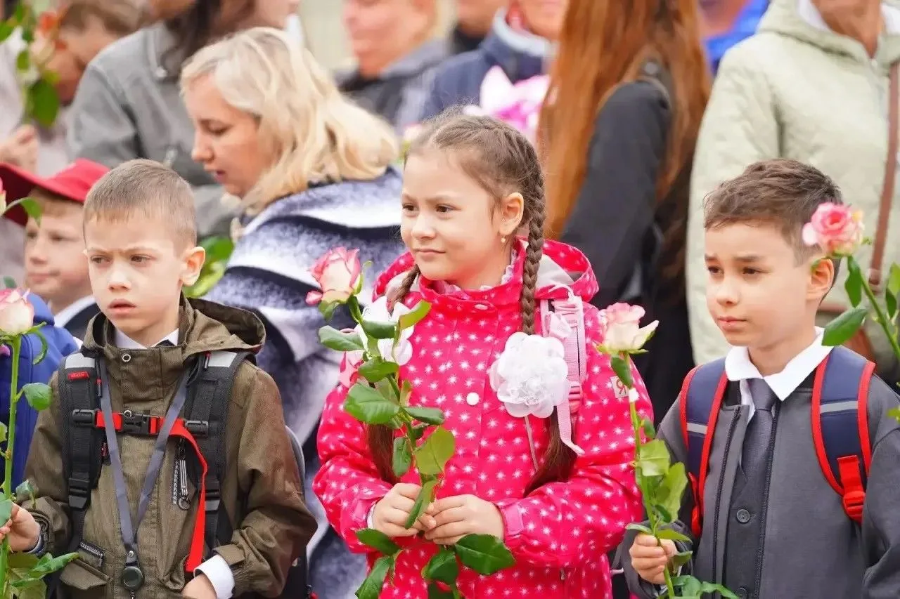 1 сентября. Утро нового учебного года. И даже дождик не помеха)  🔔
