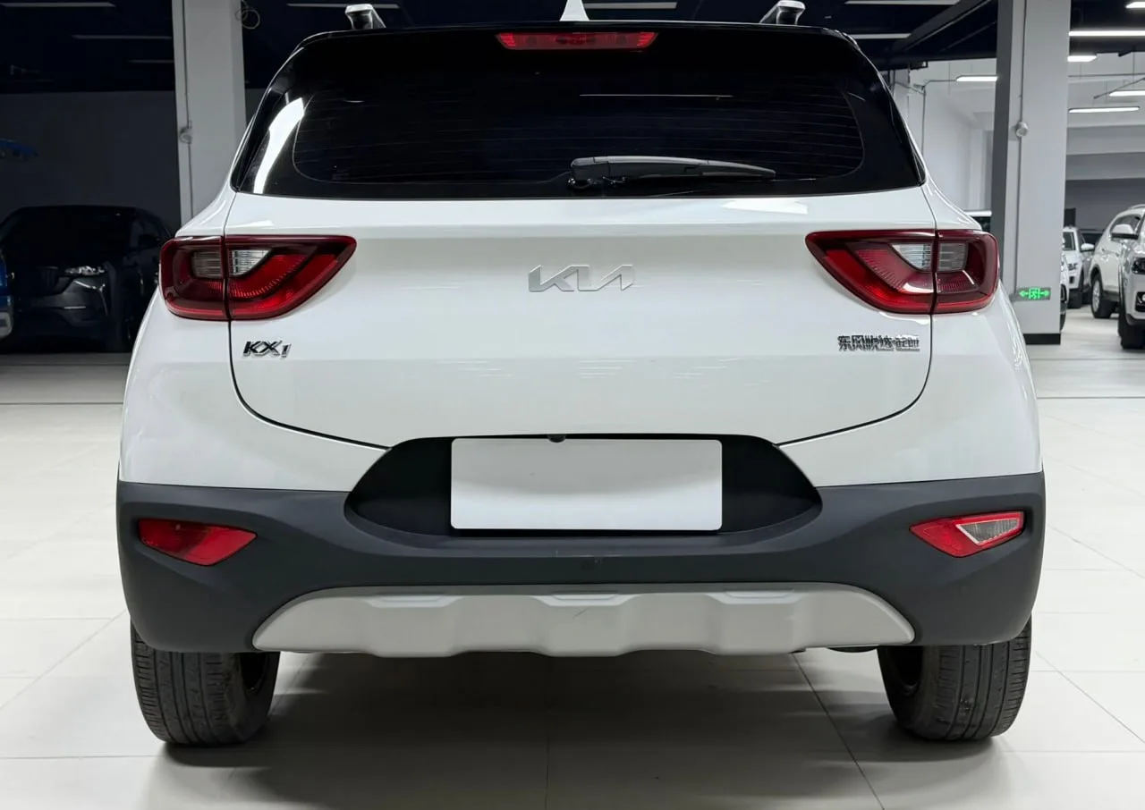 🚗 KIA Sonet 1.4L CVT Fun Sunroof Edition (2021)  В наличии в Китае 🇨🇳 📍 Стоимость под ключ до Владив