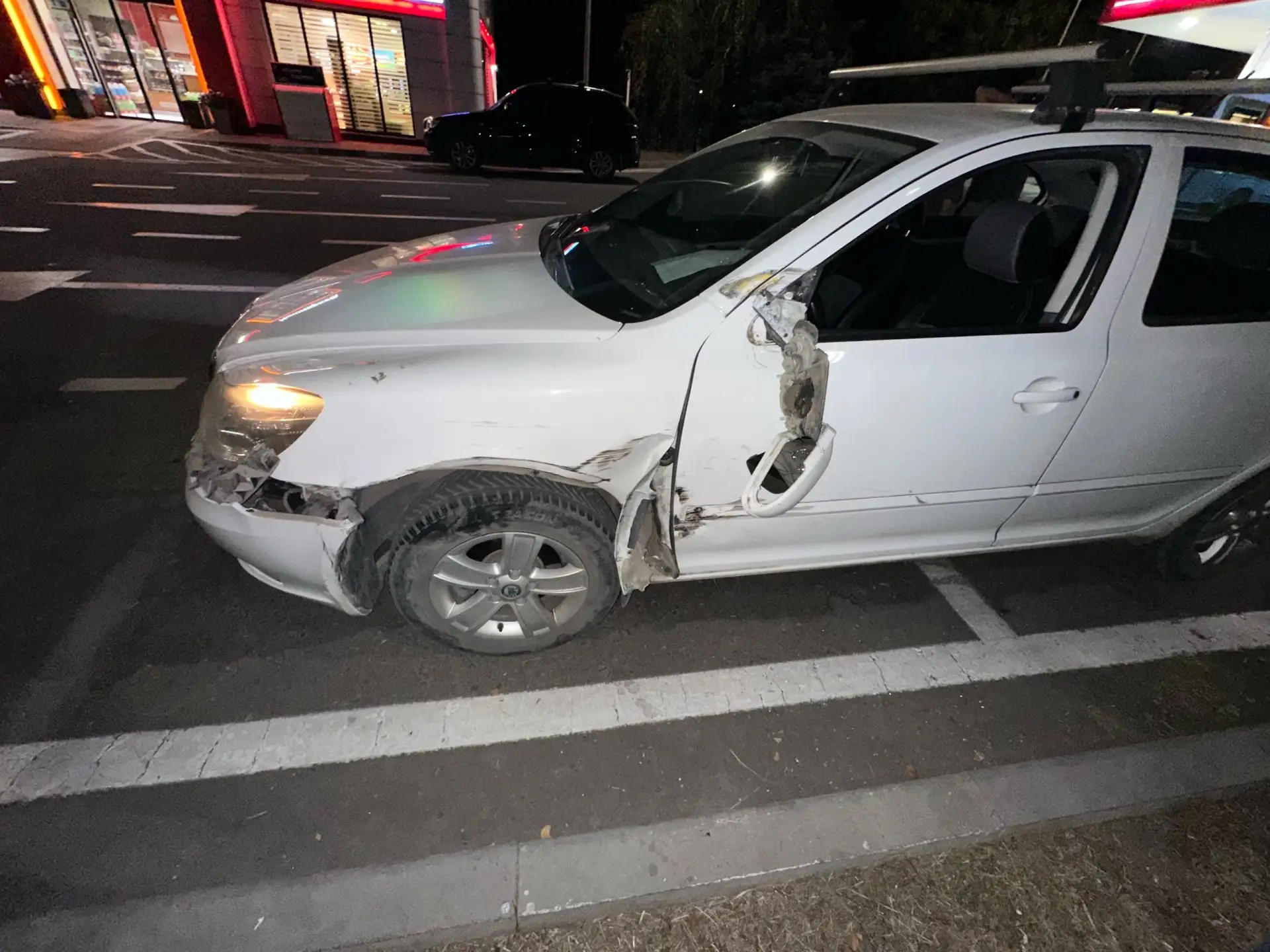 В Новочеркасске разыскивают свидетелей ДТП, произошедшего вечером 23 августа на спуске ...