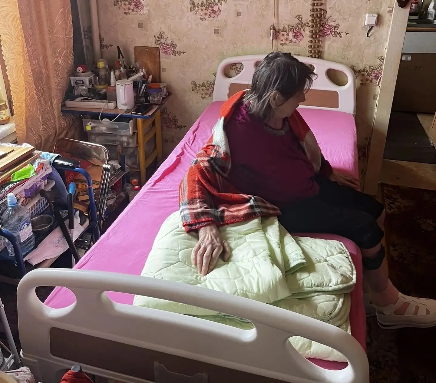 Есть ли у вас план? 

Представьте, что человек после травмы почти не встает с кровати. 
Вы приносите