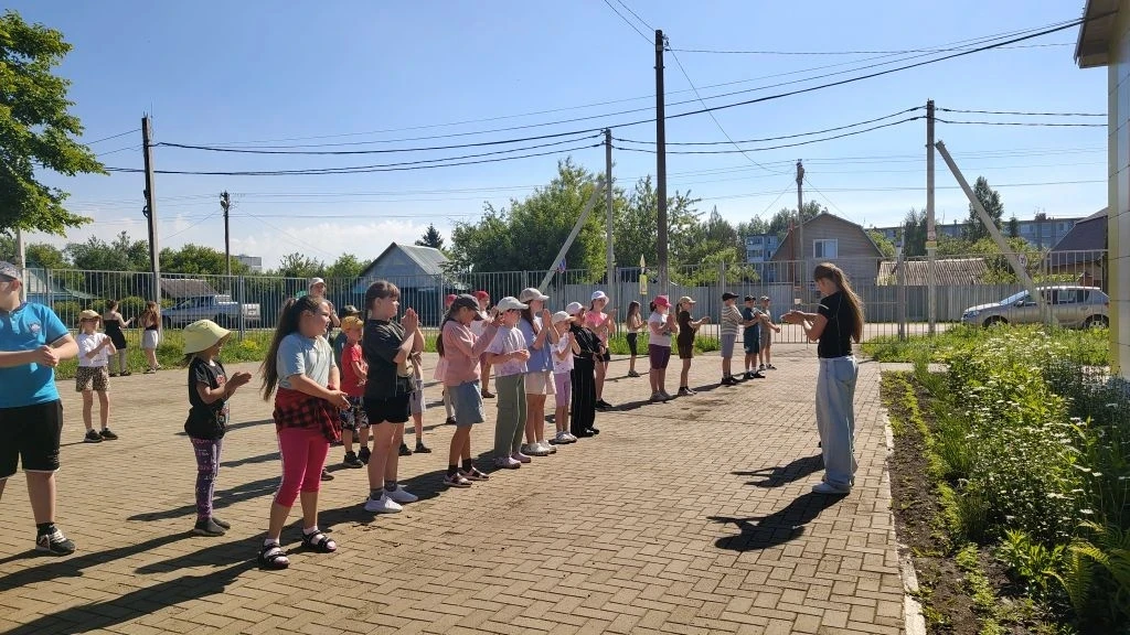 🦋Итак, что же происходило в нашем лагере сегодня? Конечно же, утро началось с зарядки!...