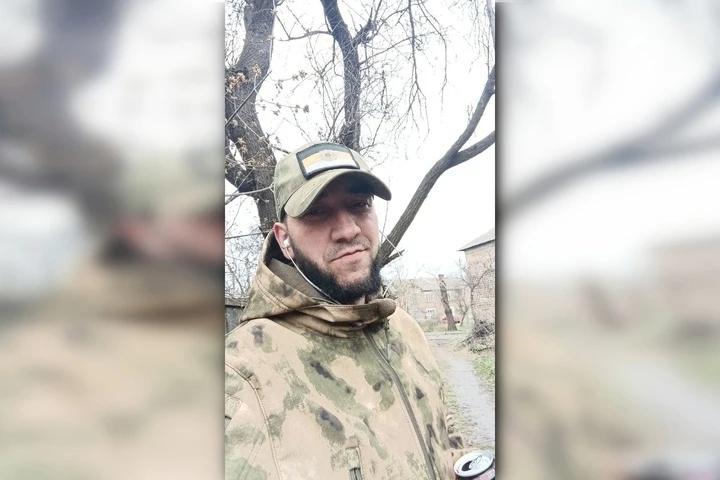 В ходе спецоперации погиб 36-летний житель Вольска Артем Коцубей. Он был разведчиком гаубичной артил