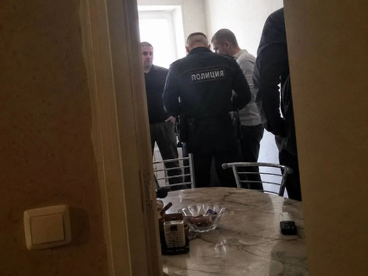 Банда вымогателей с майором полиции получила сроки в Приморье.  Почти 10 лет фигуранты давили на биз