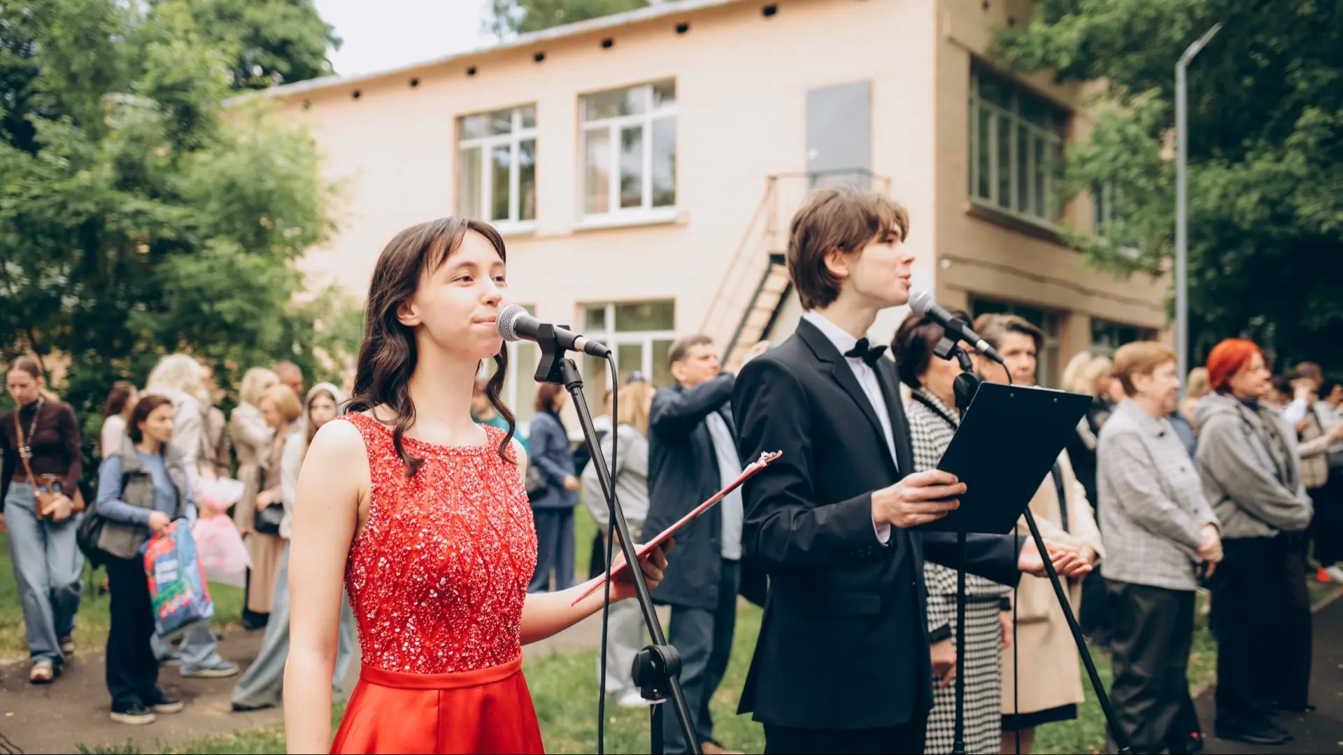 #ПоследнийЗвонок2026 | Время выбирать свой путь 🎓  Для учеников 9-х классов прошла торжественная лин