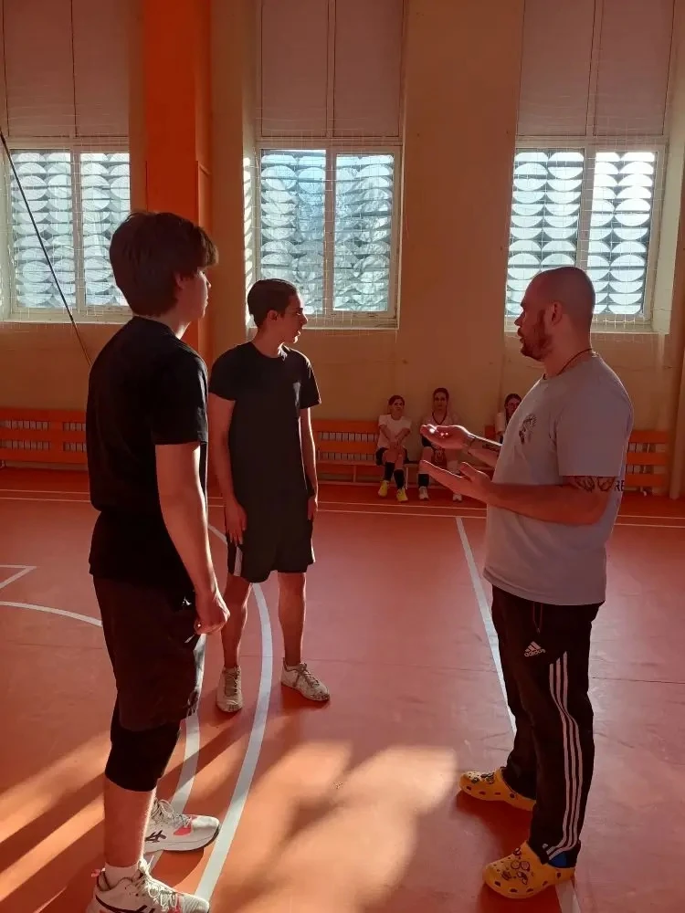 📣Волейбольный матч с Кадетской школой! 🏆🔥 Сегодня сборная нашей гимназии провела товарищеский матч п
