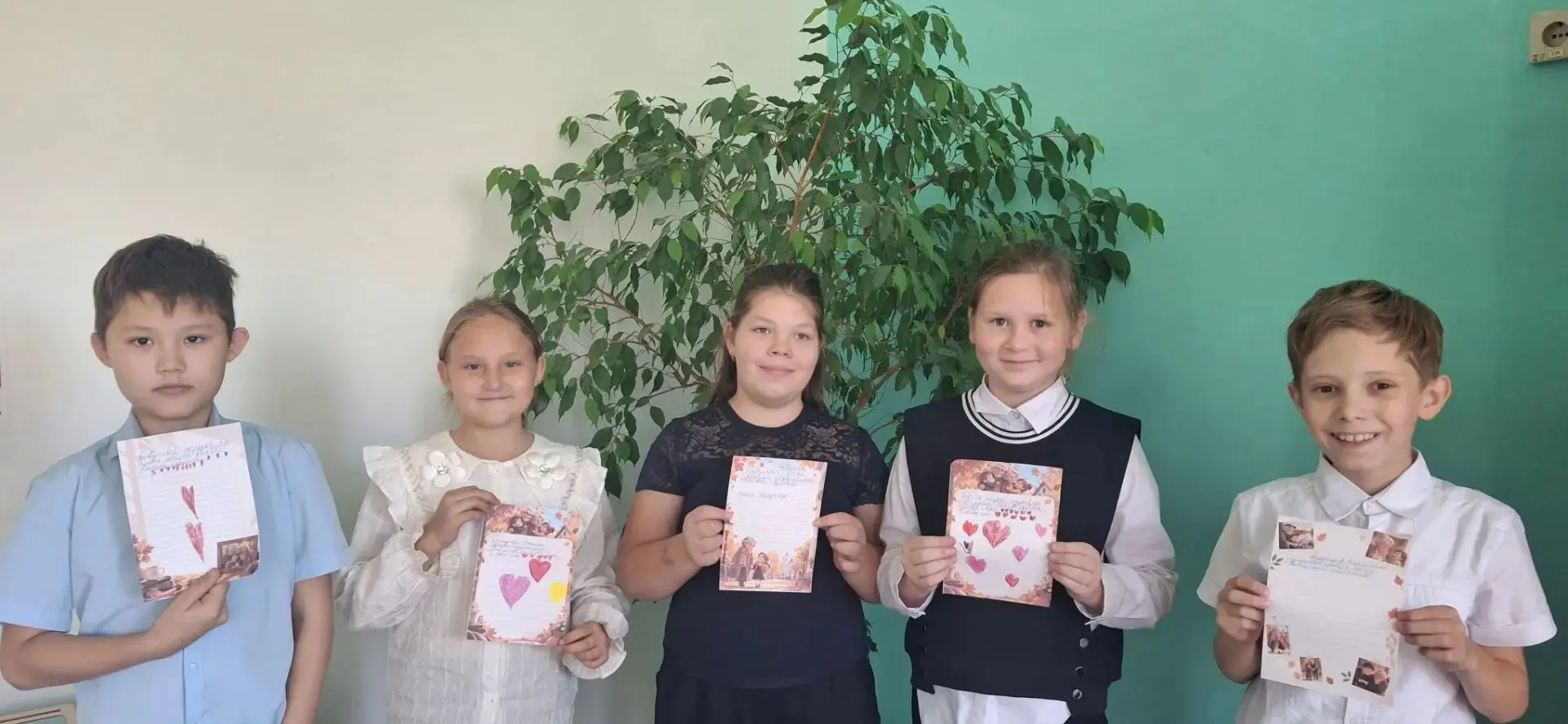 🍂 Акция «Я благодарен»: тепло детских сердец в День добра и уважения