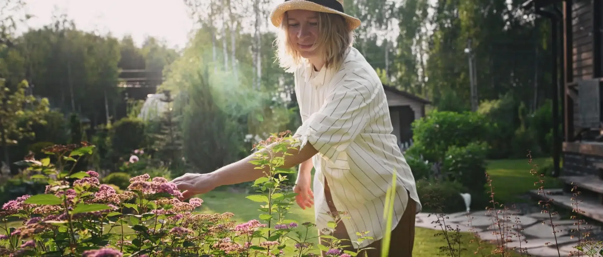 🌿Как обновить старый дачный участок  Как превратить старый сад в современное пространство для отдыха