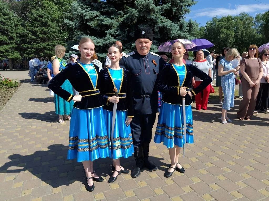 Сегодня коллектив и учащиеся нашей школы искусств посетили фестиваль национальных культ...