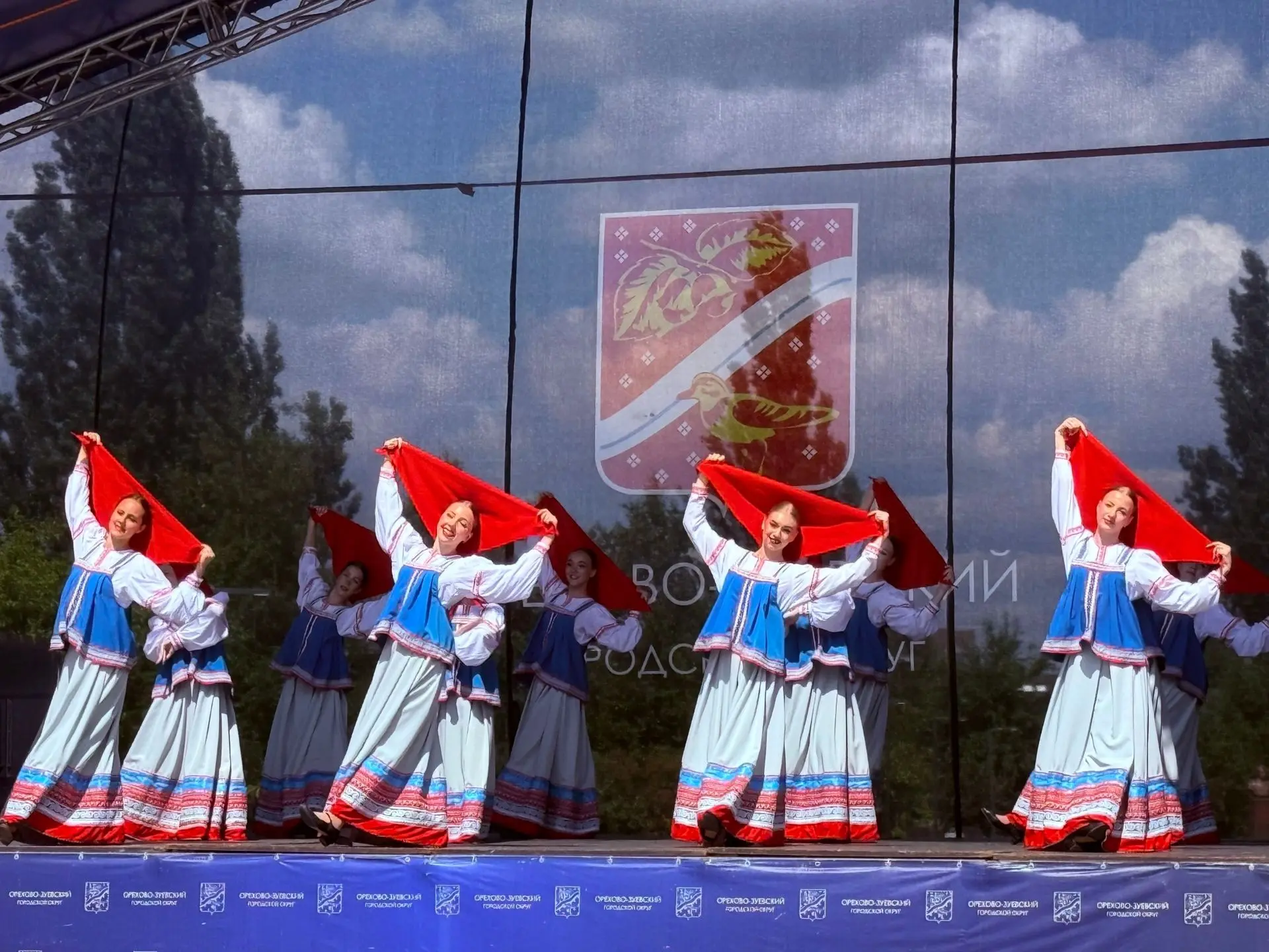 Благодарность творческим коллективам ДК на пл.Пушкина 🤩

Мы от всей души рады и гордимся тем, что н
