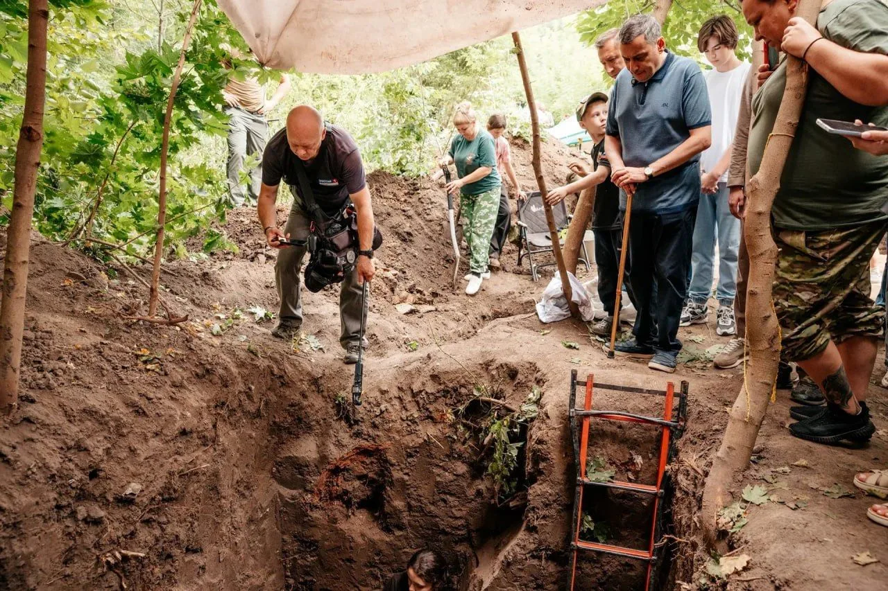 В Знаменской роще Курска нашли останки более 3,2 тыс. жертв нацистов