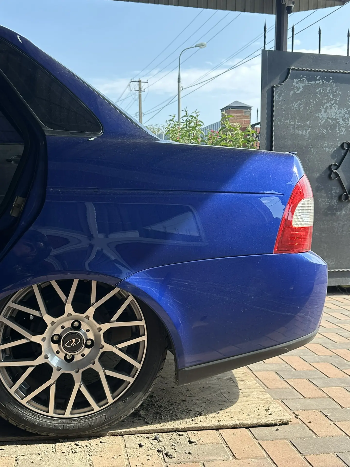 Фото