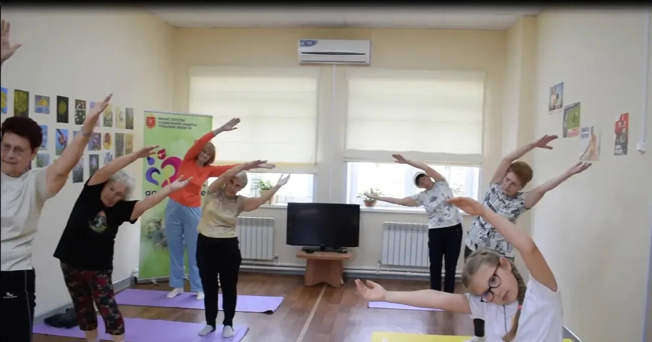 🧘‍♀️ Йога для жизни: гармония тела и души
#активноедолголетие #старшеепоколение #НП_Семья #Центр_Ра