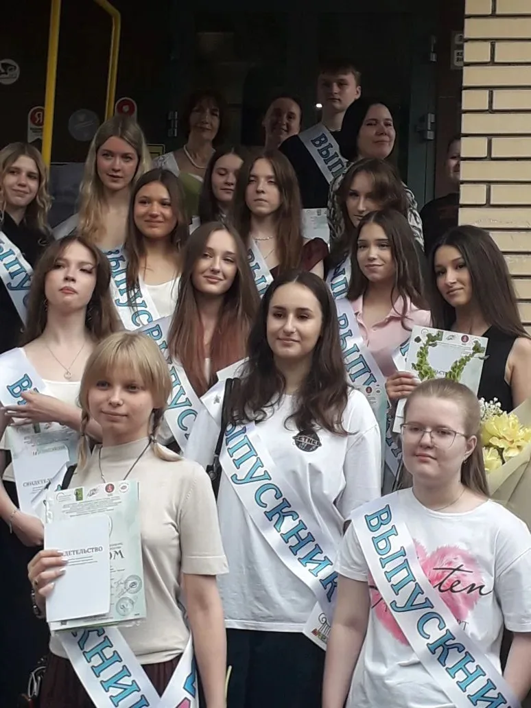 Выпускной в музее 

В Мытищинском музее состоялся выпускной вечер учащихся Детской архитектурно-худо