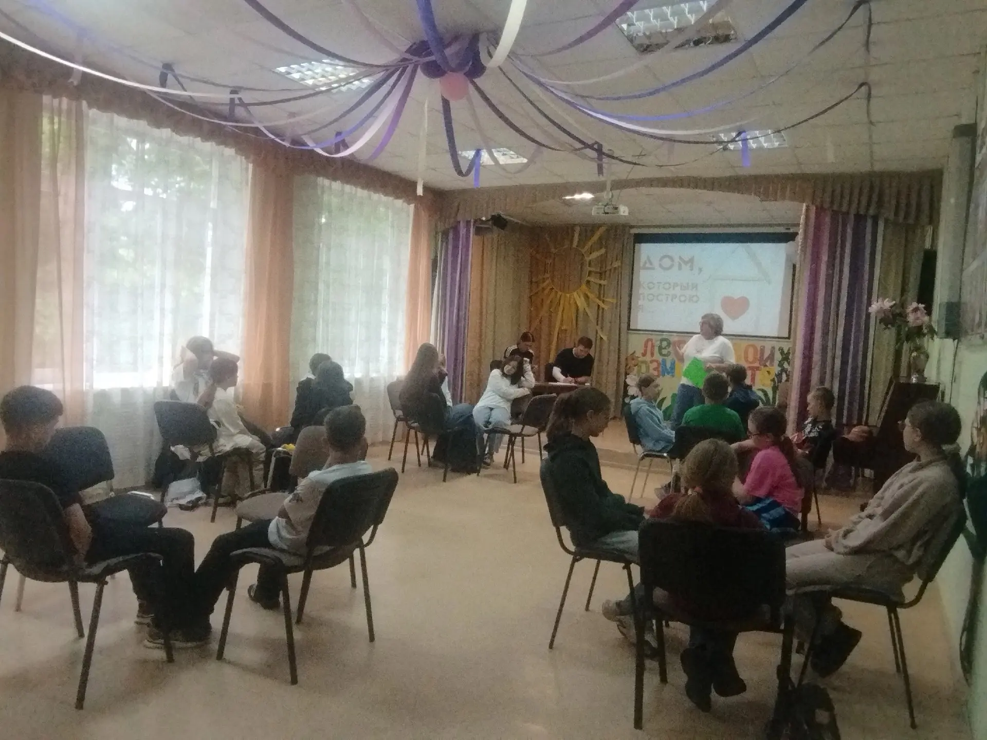В преддверии Дня памяти и скорби у нас прошёл захватывающий креатив‑бой «Русский солдат не только си