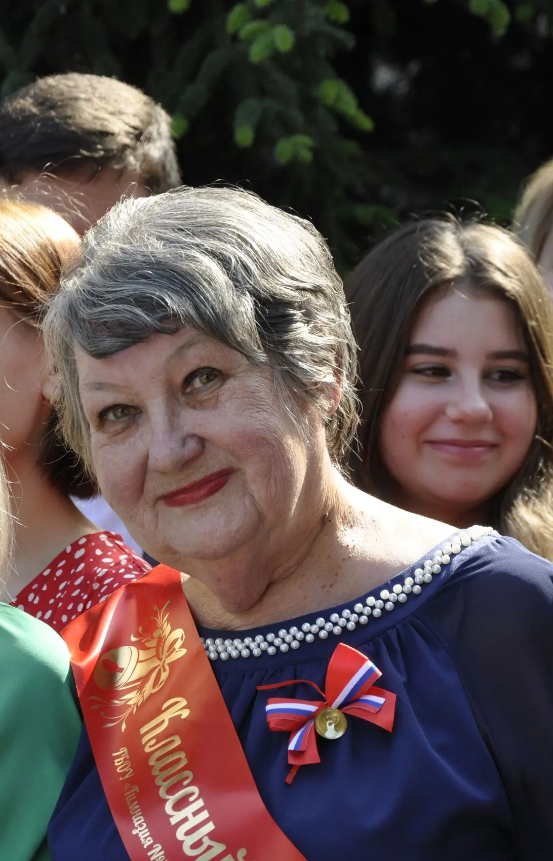 «ДЕНЬ РОЖДЕНИЯ»💐  28 февраля отмечает День рождения учитель английского языка Татьяна Серафимовна Же