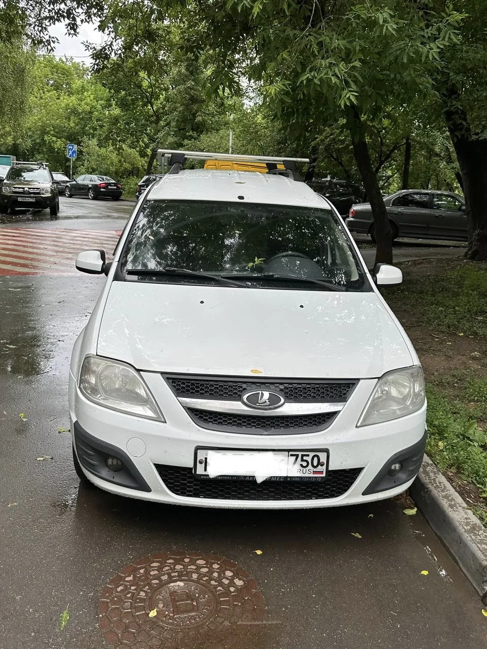 В Москве осмотрен Lada Largus за 650 тыс рублей.