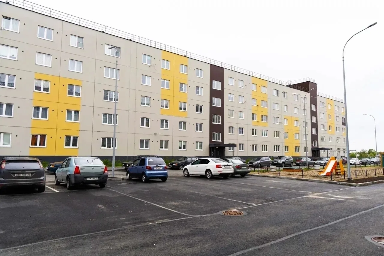 Жильцов аварийных домов в Беломорске заселяют в новые квартиры

Вице-премьер правительства Карелии В