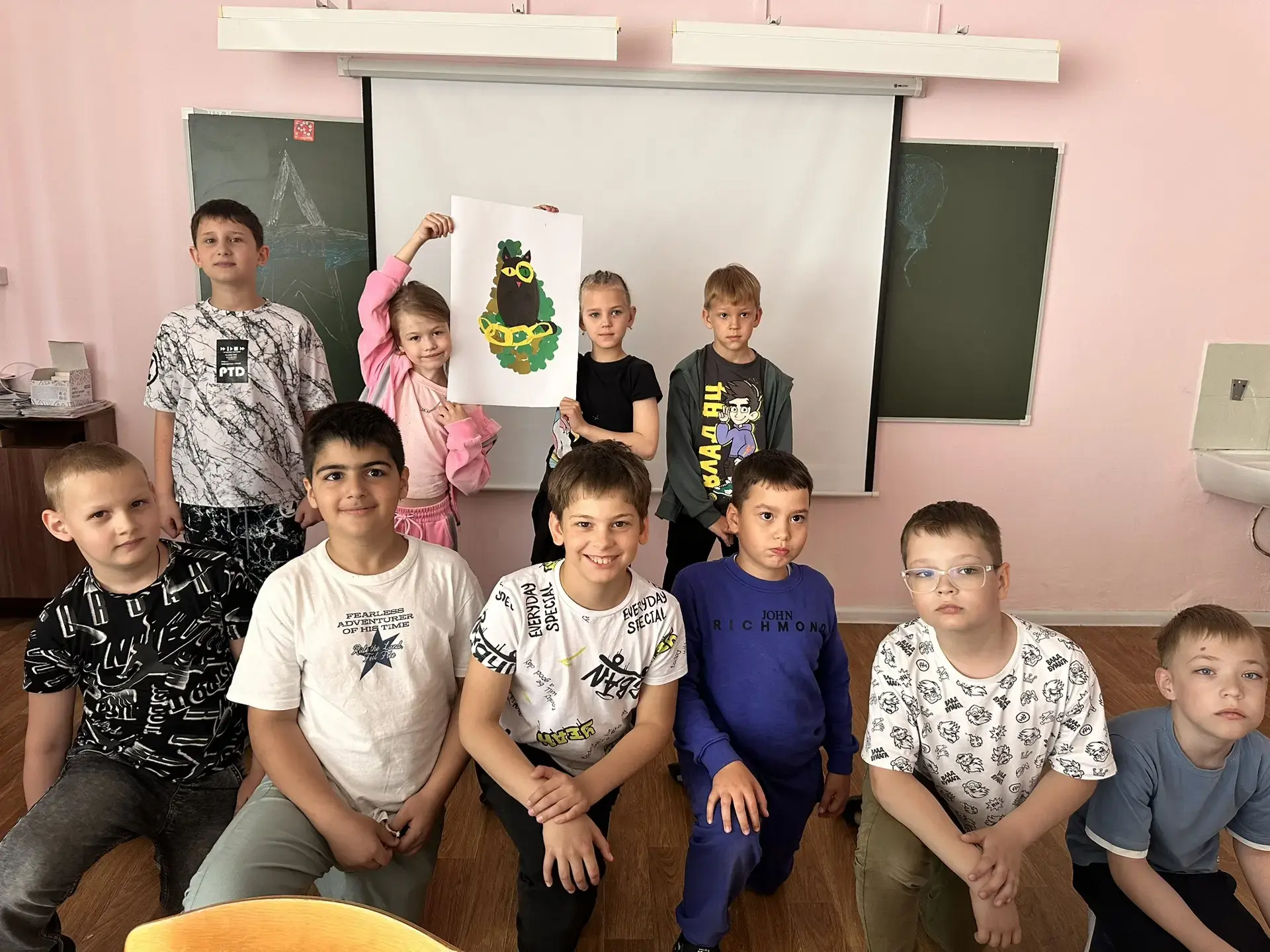 Шестой день в нашем пришкольном лагере «Планета друзей» выдался особенным! 🎉☀️ 6 июня — день рожден