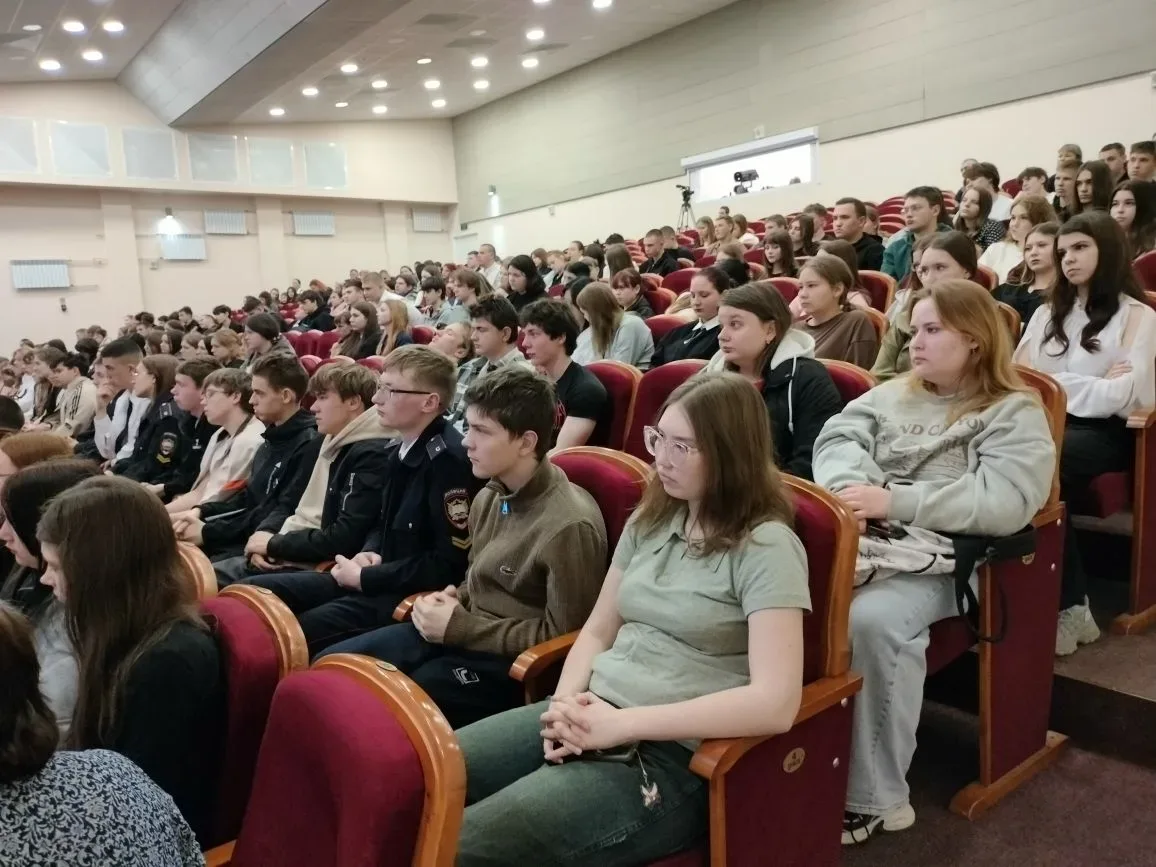 🎥В здании ТКЦ "Юбилейный" по инициативе Урюпинской межрайонной прокуратуры состоялось мероприятие дл
