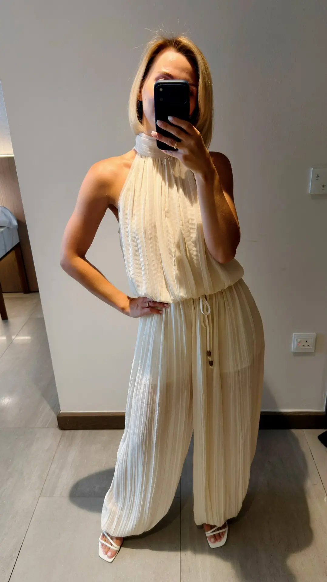 Обзор лука ✨

Комбез: 881426124

https://www.wildberries.ru/basket?shareId=sicgef37o2

Босоножки: 43