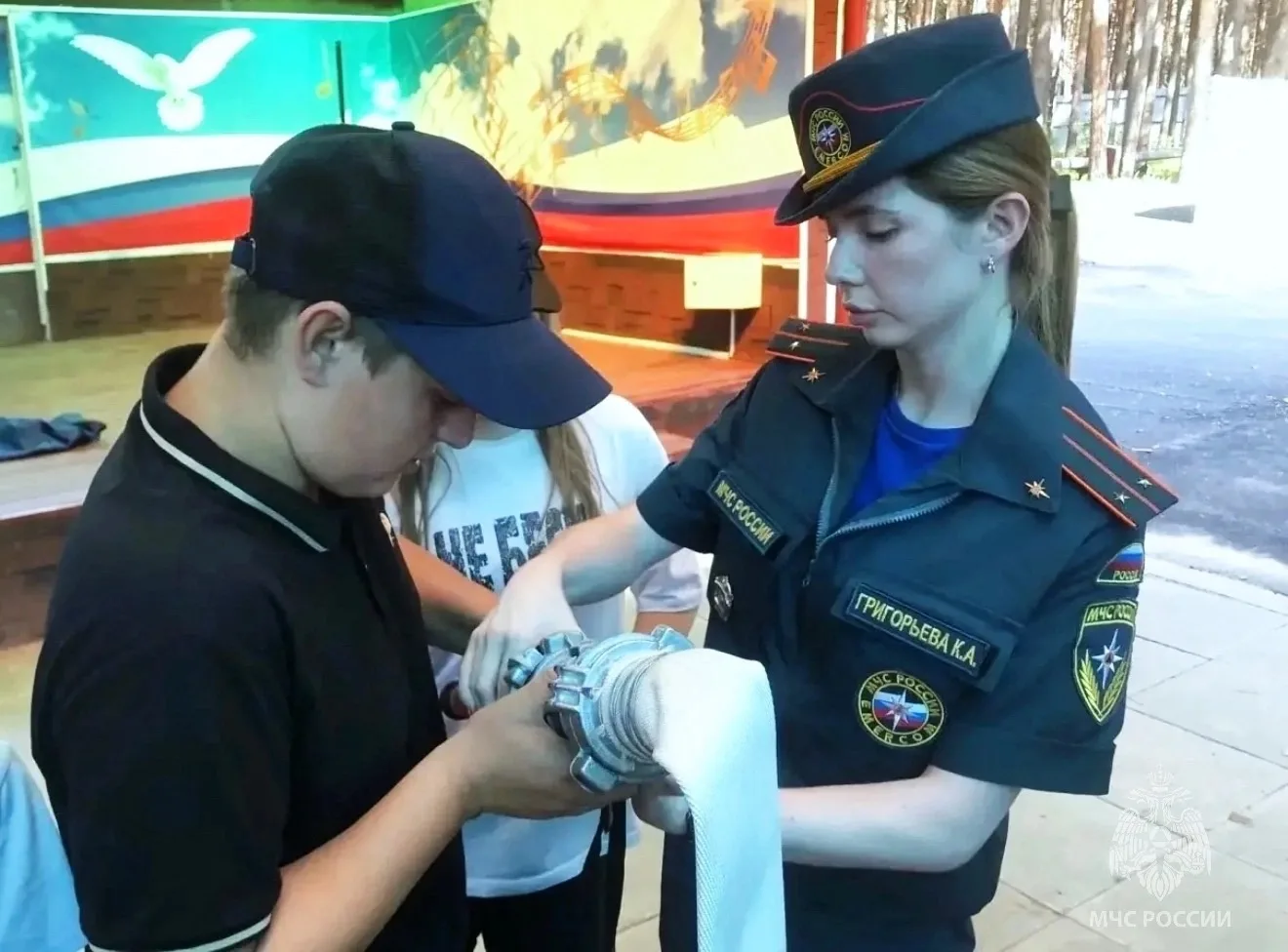 💫 Урок пожарной безопасности в оздоровительном лагере
 
Сотрудники Главного управления МЧС России п