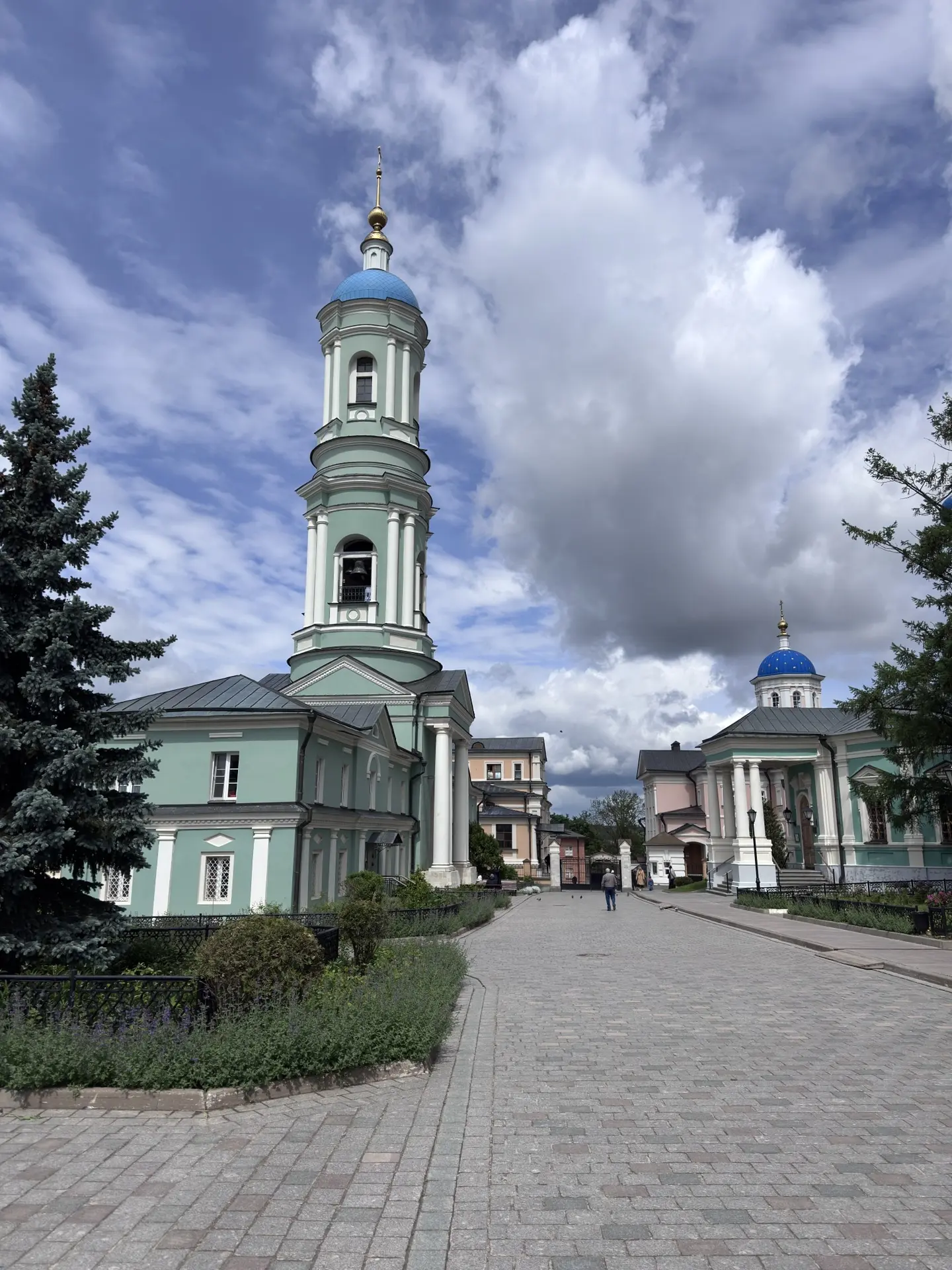 Несколько фотографий Оптиной пустыни