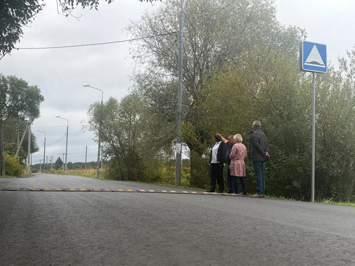 В деревне Ерино отремонтировали дорожное покрытие внутренних улиц